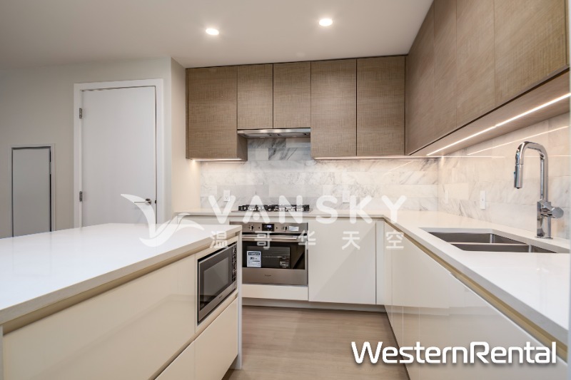 250205001910_3811- 2108 Gilmore Ave Burnaby-4.jpg